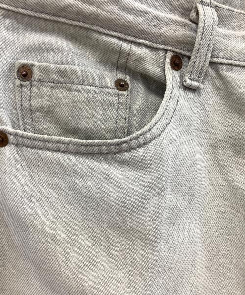 LEVI'S（リーバイス）LEVI'S (リーバイス) デニムパンツ グレー サイズ:W29 L30の古着・服飾アイテム