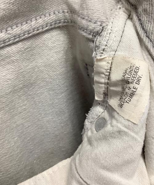 LEVI'S（リーバイス）LEVI'S (リーバイス) デニムパンツ グレー サイズ:W29 L30の古着・服飾アイテム
