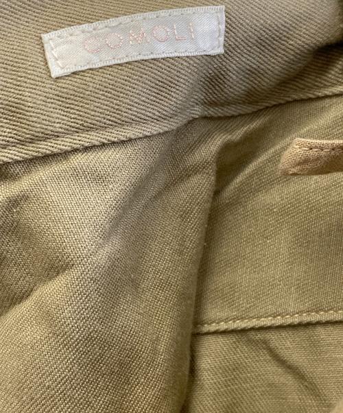 COMOLI（コモリ）COMOLI (コモリ) コットンチノオーバーパンツ カーキ サイズ:2の古着・服飾アイテム