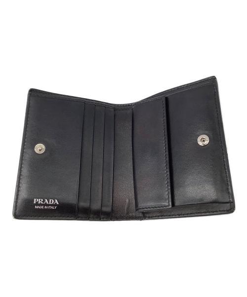 PRADA（プラダ）PRADA (プラダ) 2つ折り財布 ブラックの古着・服飾アイテム