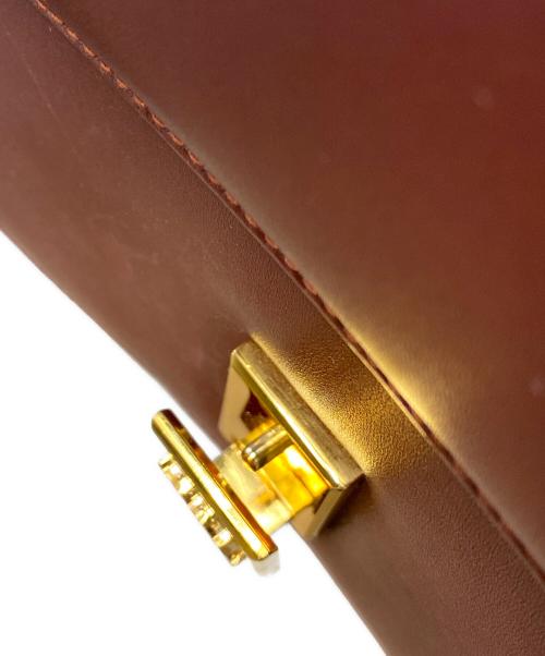 must de cartier（マストドゥカルティエ）must de cartier (マストドゥカルティエ) レザーフラップショルダーバッグ ワインレッドの古着・服飾アイテム