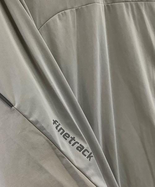 finetrack（ファイントラック）finetrack (ファイントラック) スカイトレイルフーディ グレー サイズ:Mの古着・服飾アイテム