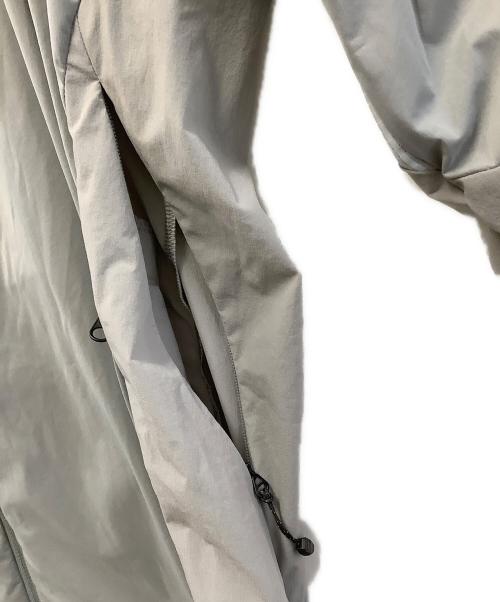finetrack（ファイントラック）finetrack (ファイントラック) スカイトレイルフーディ グレー サイズ:Mの古着・服飾アイテム