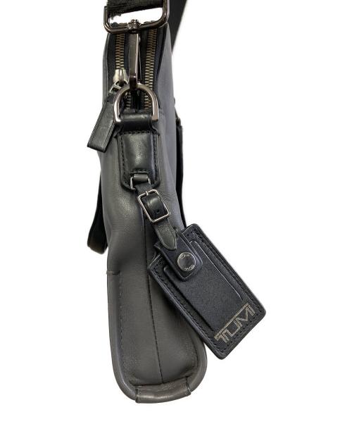 TUMI（トゥミ）TUMI (トゥミ) ブリーフケース ブラックの古着・服飾アイテム