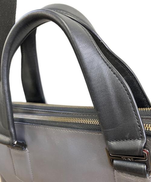TUMI（トゥミ）TUMI (トゥミ) ブリーフケース ブラックの古着・服飾アイテム