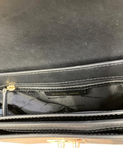 MICHAEL KORS（マイケルコース）MICHAEL KORS (マイケルコース) ショルダーバッグ ブラックの古着・服飾アイテム