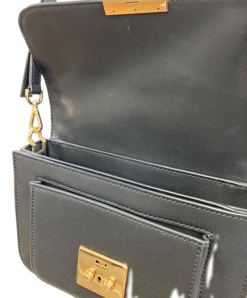 MICHAEL KORS（マイケルコース）MICHAEL KORS (マイケルコース) ショルダーバッグ ブラックの古着・服飾アイテム