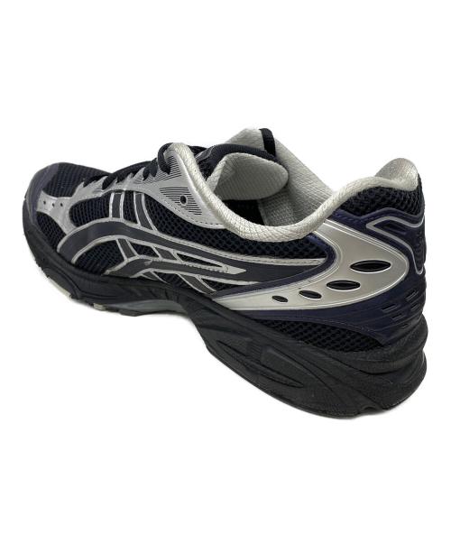 asics（アシックス）asics (アシックス) atmos (アトモス) スニーカー ブラック×グレー サイズ:28の古着・服飾アイテム