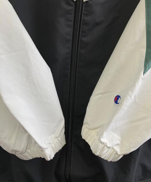 Champion（チャンピオン）Champion (チャンピオン) フーデッドジャケット グリーン サイズ:XL 未使用品の古着・服飾アイテム