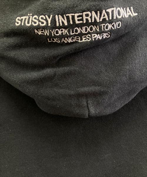 stussy（ステューシー）stussy (ステューシー) プルオーバーパーカー ブラック サイズ:Mの古着・服飾アイテム