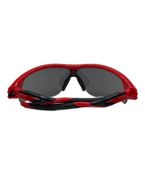 OAKLEY（オークリー）OAKLEY (オークリー) サングラス レッド×ブラックの古着・服飾アイテム