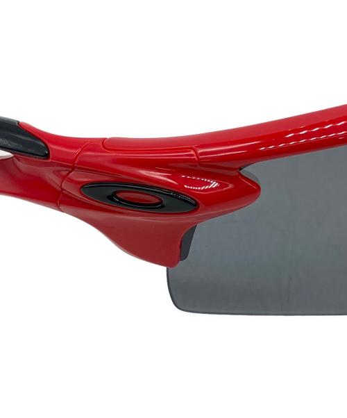 OAKLEY（オークリー）OAKLEY (オークリー) サングラス レッド×ブラックの古着・服飾アイテム
