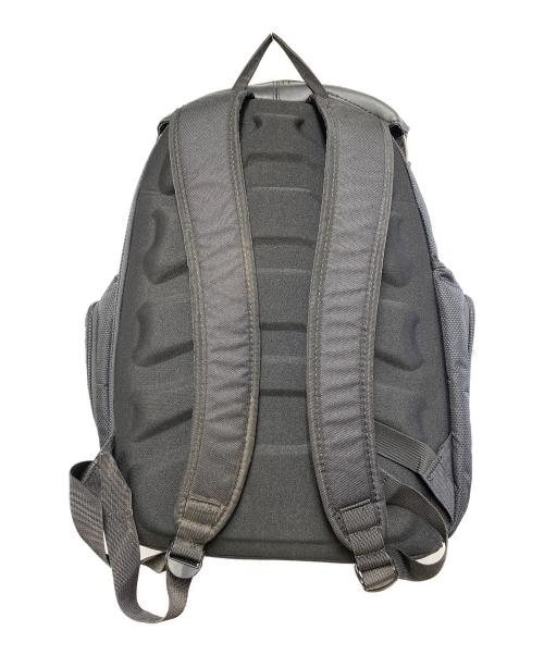 OAKLEY（オークリー）OAKLEY (オークリー) リュック ブラックの古着・服飾アイテム