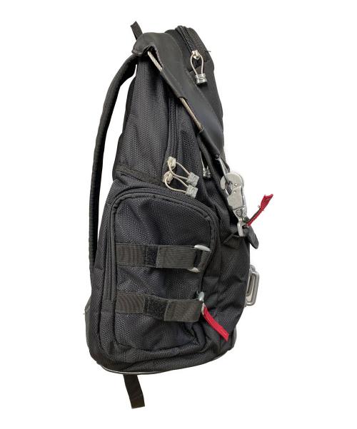 OAKLEY（オークリー）OAKLEY (オークリー) リュック ブラックの古着・服飾アイテム