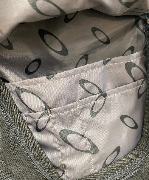 OAKLEY（オークリー）OAKLEY (オークリー) リュック ブラックの古着・服飾アイテム