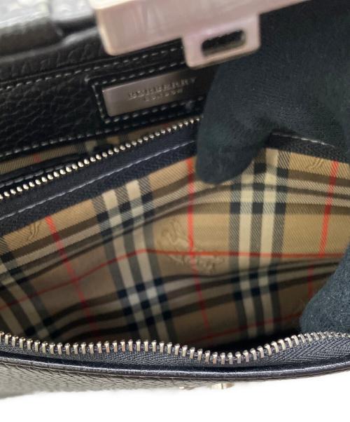BURBERRY LONDON（バーバリーロンドン）BURBERRY LONDON (バーバリーロンドン) クラッチバッグ ブラックの古着・服飾アイテム