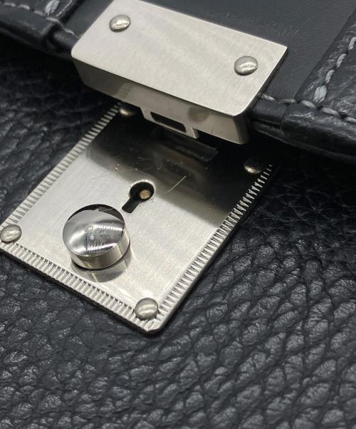 BURBERRY LONDON（バーバリーロンドン）BURBERRY LONDON (バーバリーロンドン) クラッチバッグ ブラックの古着・服飾アイテム
