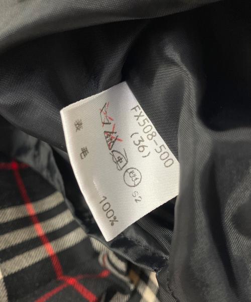BURBERRY BLUE LABEL（バーバリー ブルー レーベル）BURBERRY BLUE LABEL (バーバリー ブルー レーベル) ミニスカート レッド×ブラック サイズ:36の古着・服飾アイテム