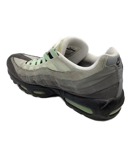 NIKE（ナイキ）NIKE (ナイキ) スニーカー グレー サイズ:26.5の古着・服飾アイテム