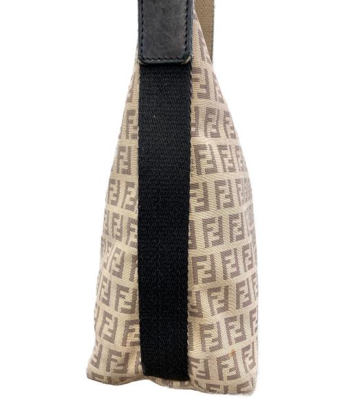 FENDI（フェンディ）FENDI (フェンディ) ショルダーバッグの古着・服飾アイテム