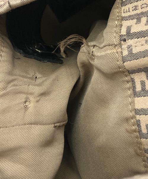 FENDI（フェンディ）FENDI (フェンディ) ショルダーバッグの古着・服飾アイテム