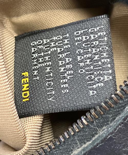 FENDI（フェンディ）FENDI (フェンディ) ショルダーバッグの古着・服飾アイテム