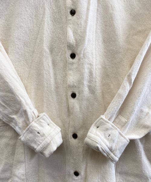 nestrobe confect（ネストローブ コンフェクト）nestrobe confect (ネストローブ コンフェクト) 長袖シャツ アイボリー サイズ:Fの古着・服飾アイテム