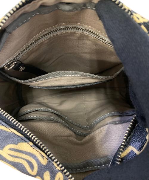 Vivienne Westwood（ヴィヴィアンウエストウッド）Vivienne Westwood (ヴィヴィアンウエストウッド) ショルダーバッグ ブラック×ベージュの古着・服飾アイテム