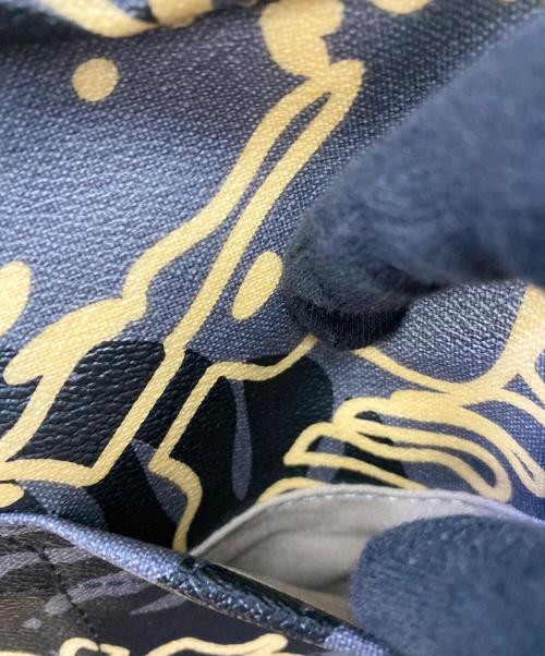 Vivienne Westwood（ヴィヴィアンウエストウッド）Vivienne Westwood (ヴィヴィアンウエストウッド) ショルダーバッグ ブラック×ベージュの古着・服飾アイテム