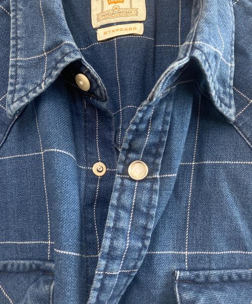 LEVI'S（リーバイス）LEVI'S (リーバイス) 長袖シャツ ネイビー サイズ:Mの古着・服飾アイテム