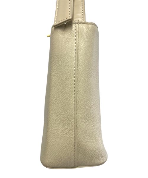 BURBERRY（バーバリー）BURBERRY (バーバリー) ワンショルダーバッグ ベージュの古着・服飾アイテム