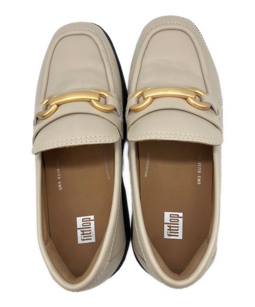 FIT FLOP（フィットフロップ）FIT FLOP (フィットフロップ) ビットローファー ベージュ サイズ:24.2の古着・服飾アイテム