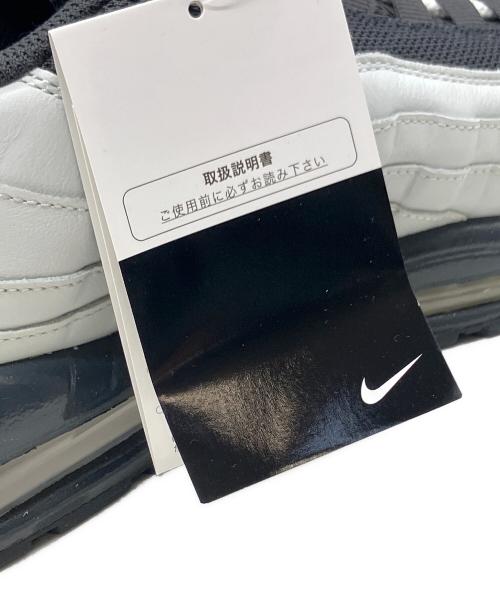 NIKE（ナイキ）NIKE (ナイキ) スニーカー グレー サイズ:28 未使用品の古着・服飾アイテム