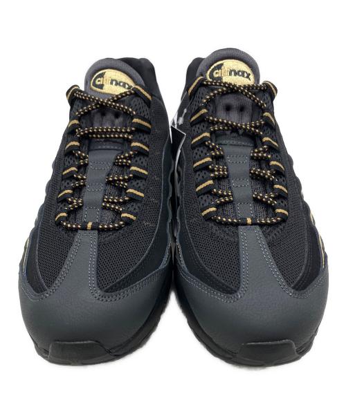 NIKE（ナイキ）NIKE (ナイキ) スニーカー ブラック×ゴールド サイズ:28の古着・服飾アイテム
