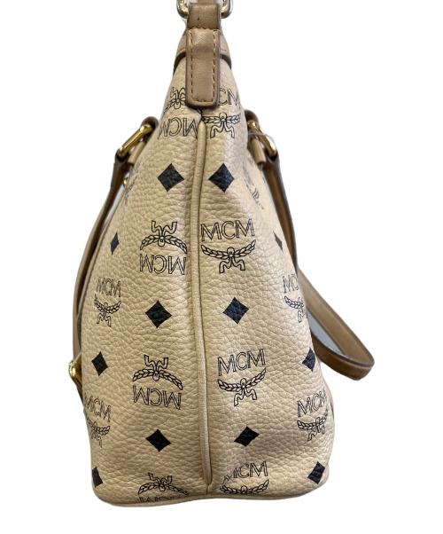 MCM（エムシーエム）MCM (エムシーエム) ショルダーバッグ アイボリーの古着・服飾アイテム