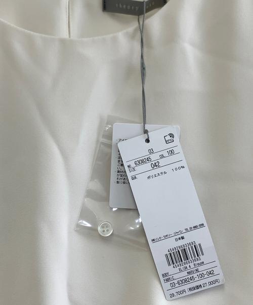 theory luxe（セオリーリュクス）theory luxe (セオリーリュクス) 長袖ブラウス アイボリー サイズ:42 未使用品の古着・服飾アイテム