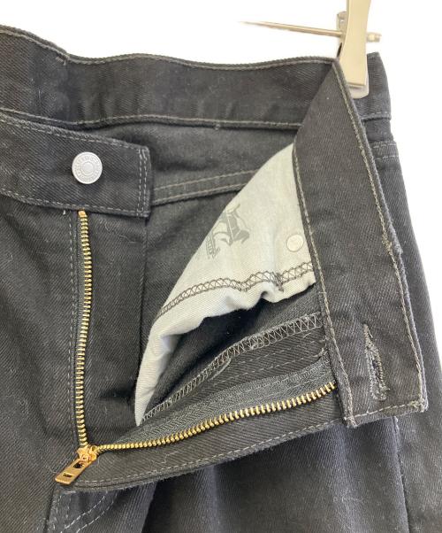 LEVI'S（リーバイス）LEVI'S (リーバイス) デニムパンツ ブラック サイズ:81(W32)の古着・服飾アイテム