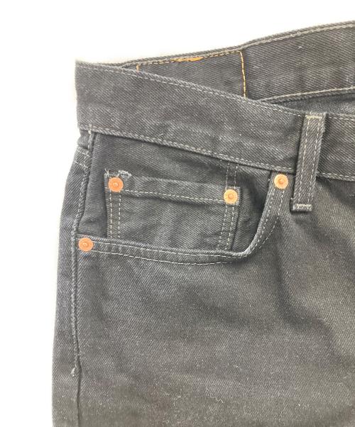 LEVI'S（リーバイス）LEVI'S (リーバイス) デニムパンツ ブラック サイズ:81(W32)の古着・服飾アイテム