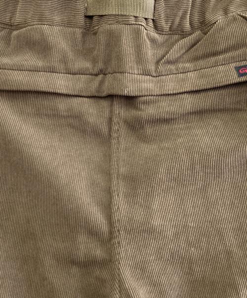 GRAMICCI（グラミチ）GRAMICCI (グラミチ) WHITE MOUNTAINEERING (ホワイトマウンテ二アニング) Corduroy Wide Tapered Pants カーキ サイズ:1の古着・服飾アイテム