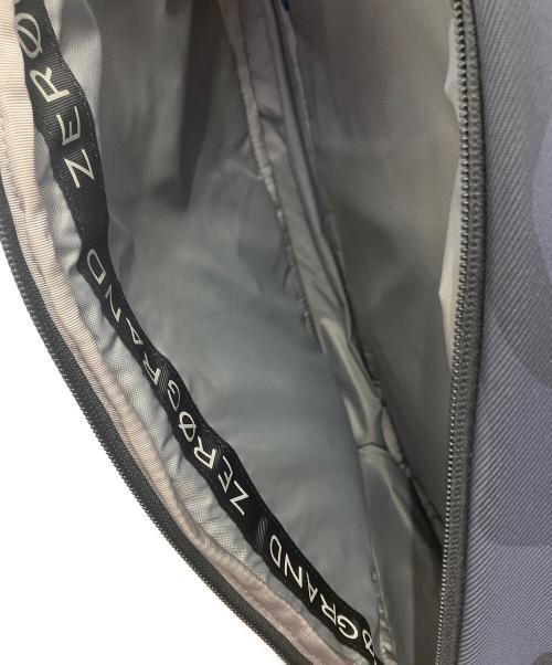 COLE HAAN（コールハーン）COLE HAAN (コールハーン) ゼログランドスリングバッグ グレーの古着・服飾アイテム