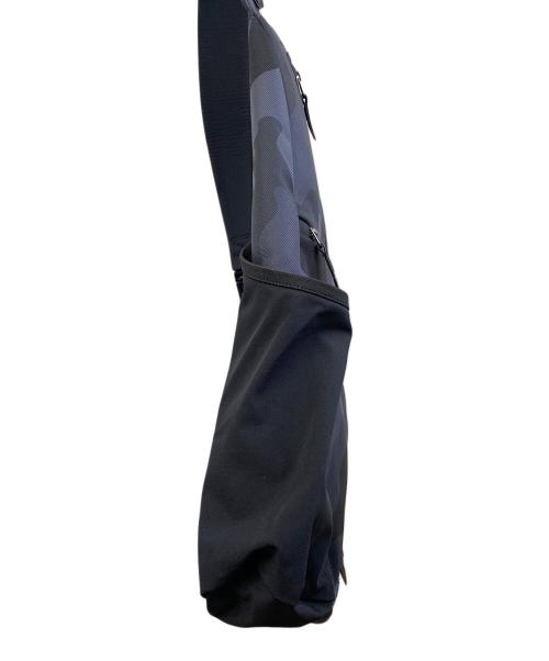 COLE HAAN（コールハーン）COLE HAAN (コールハーン) ゼログランドスリングバッグ グレーの古着・服飾アイテム