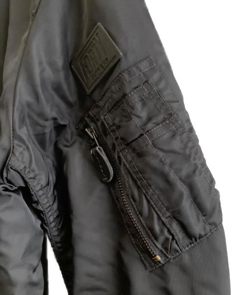 AVIREX（アヴィレックス）AVIREX (アヴィレックス) MA-1ジャケット ブラック サイズ:Mの古着・服飾アイテム