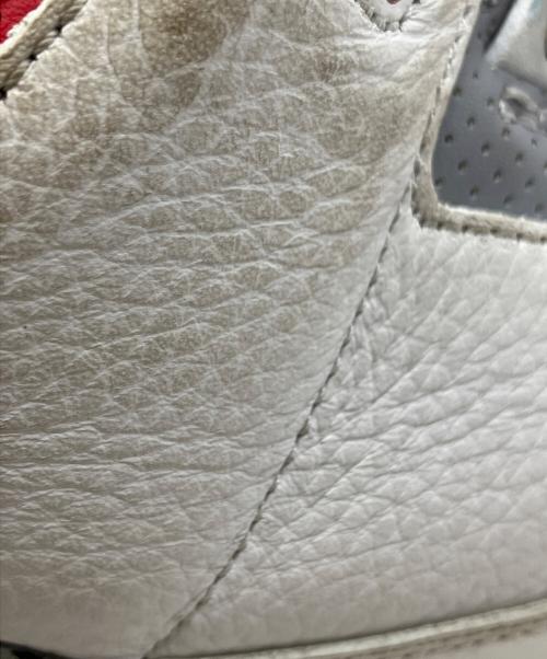 NIKE（ナイキ）NIKE (ナイキ) スニーカー ホワイト×レッド サイズ:27.5の古着・服飾アイテム