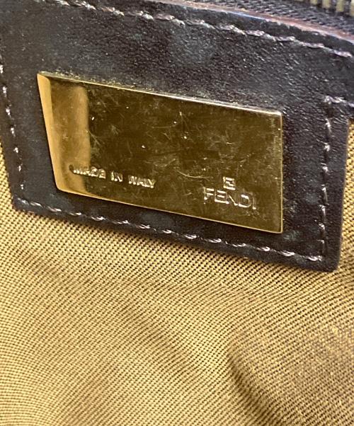 FENDI（フェンディ）FENDI (フェンディ) ワンショルダーバッグ ブラウンの古着・服飾アイテム