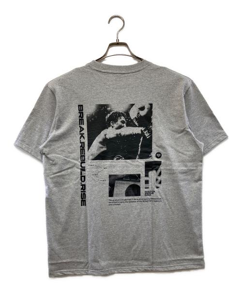 その他ブランド（ソノタブランド）その他ブランド (ソノタブランド) DNA Tシャツ　井上尚弥 グレー サイズ:XL 未使用品の古着・服飾アイテム