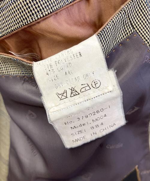 GIORGIO ARMANI（ジョルジオアルマーニ）GIORGIO ARMANI (ジョルジオアルマーニ) テーラードジャケット カーキ サイズ:BB4の古着・服飾アイテム