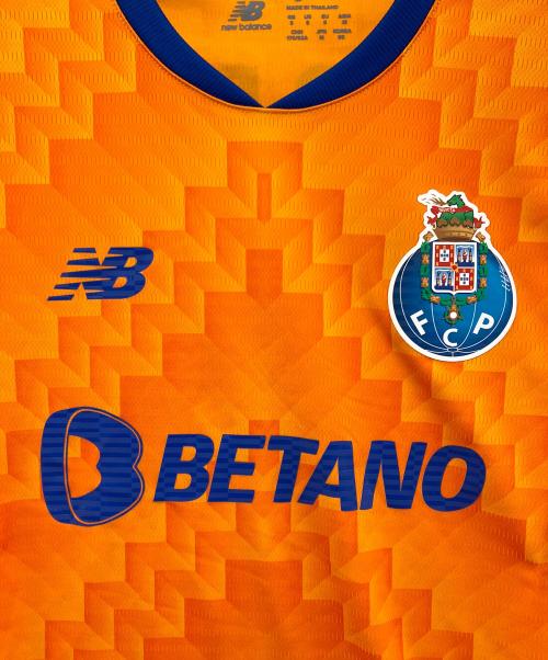 NEW BALANCE（ニューバランス）NEW BALANCE (ニューバランス) サッカーユニフォーム FCポルト オレンジ サイズ:JPN M 未使用品の古着・服飾アイテム