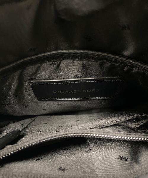 MICHAEL KORS（マイケルコース）MICHAEL KORS (マイケルコース) ショルダーバッグ ブラックの古着・服飾アイテム