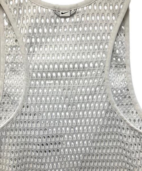 NIKE（ナイキ）NIKE (ナイキ) トレイルランニングタンクトップ ホワイト サイズ:Mの古着・服飾アイテム