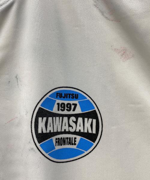 川崎フロンターレ（カワサキフロンターレ）川崎フロンターレ (カワサキフロンターレ) サッカーウェア(トップス) ホワイト×ブルーの古着・服飾アイテム